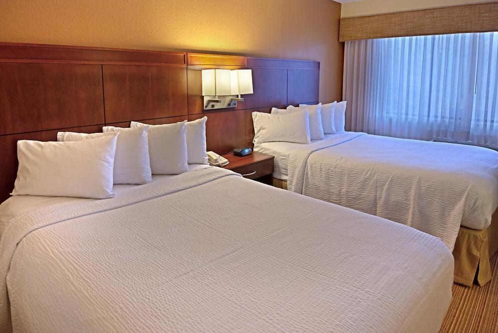 Courtyard By Marriott Orlando Lake Buena Vista At Vista Centre Bagian luar foto