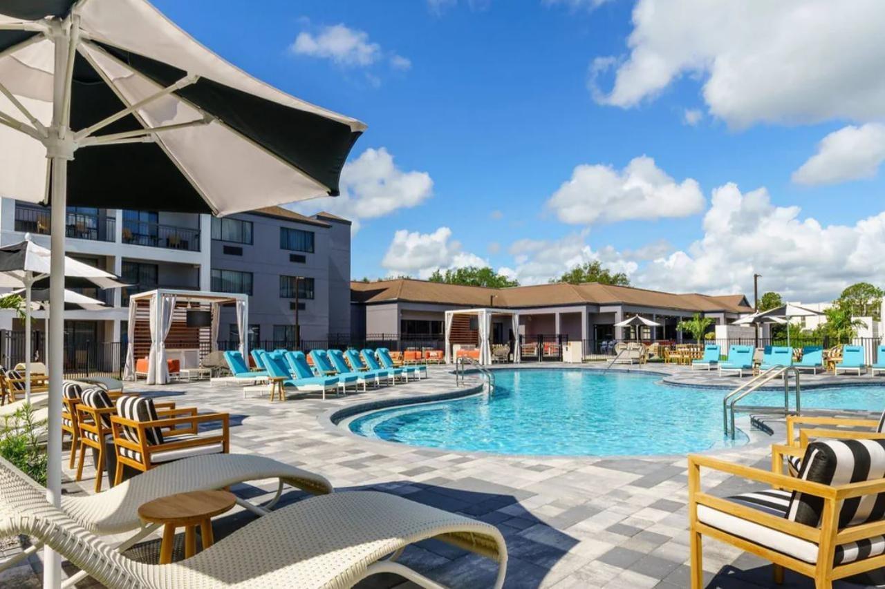 Courtyard By Marriott Orlando Lake Buena Vista At Vista Centre Bagian luar foto