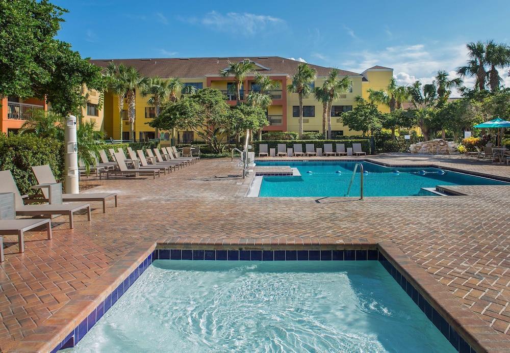 Courtyard By Marriott Orlando Lake Buena Vista At Vista Centre Bagian luar foto